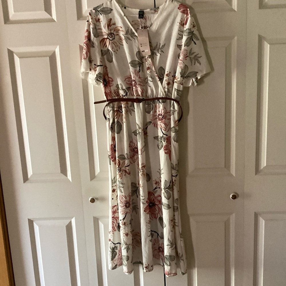 Floral V-Neck Midi Dress in Cream and Pink - Women's